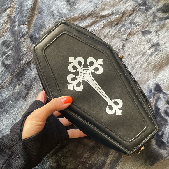 Coffin bag - Picture 1 of 3